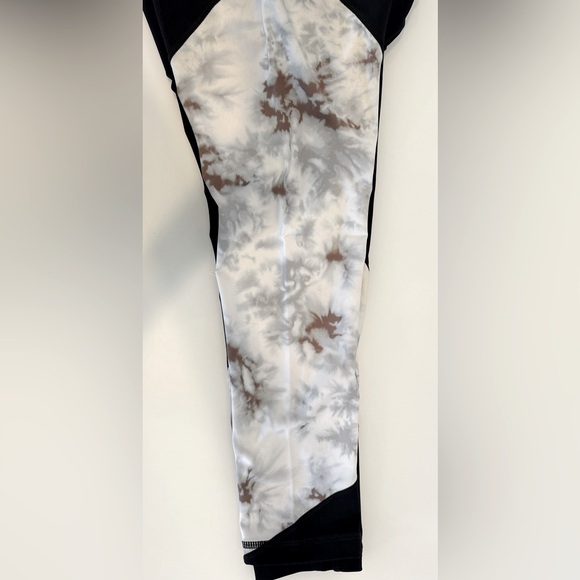 Soul Cycle- Crop legging - size small - Picture 4 of 6